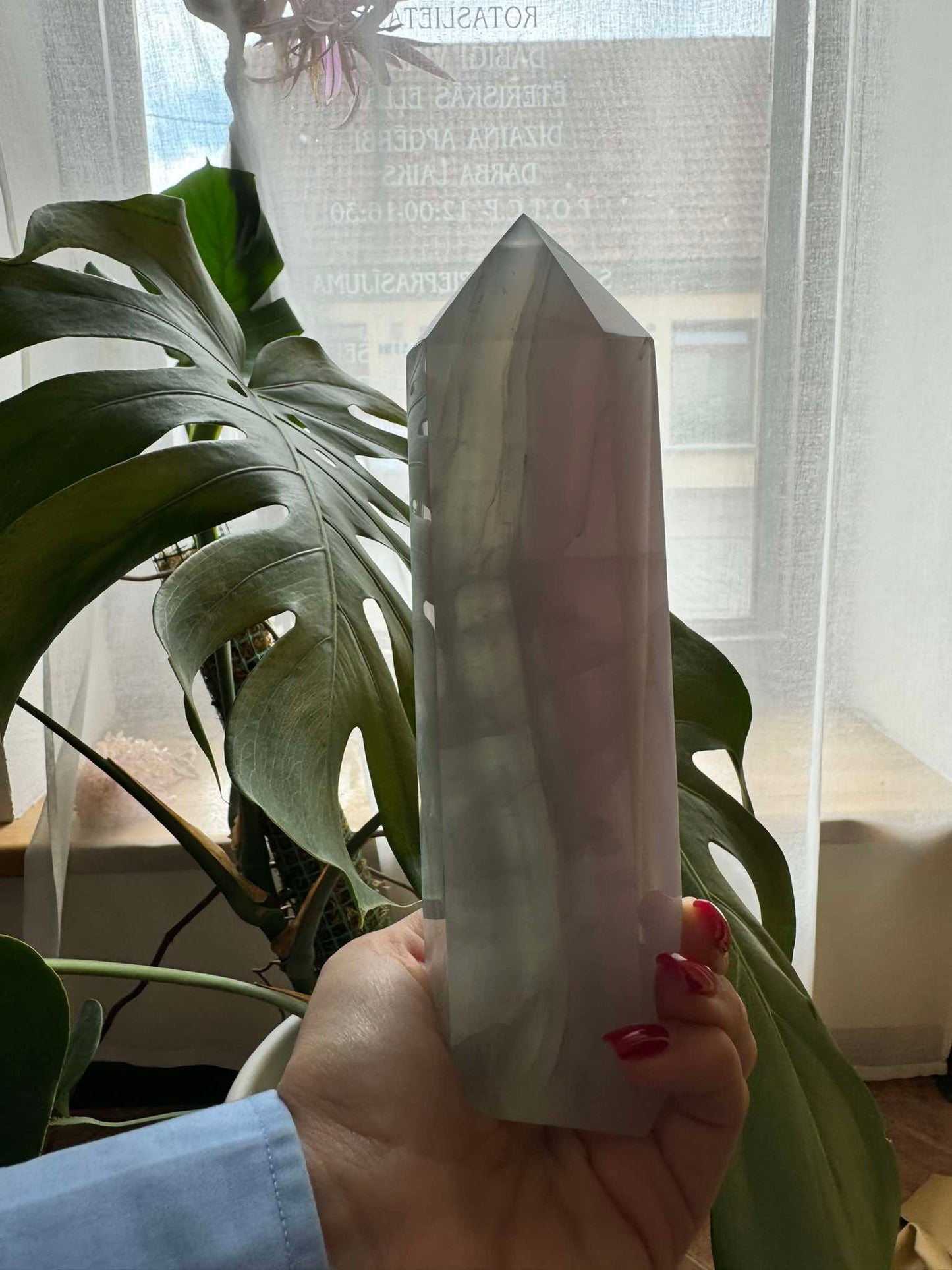 Varavīksnes fluorīta tornis XL ( 1177 g)