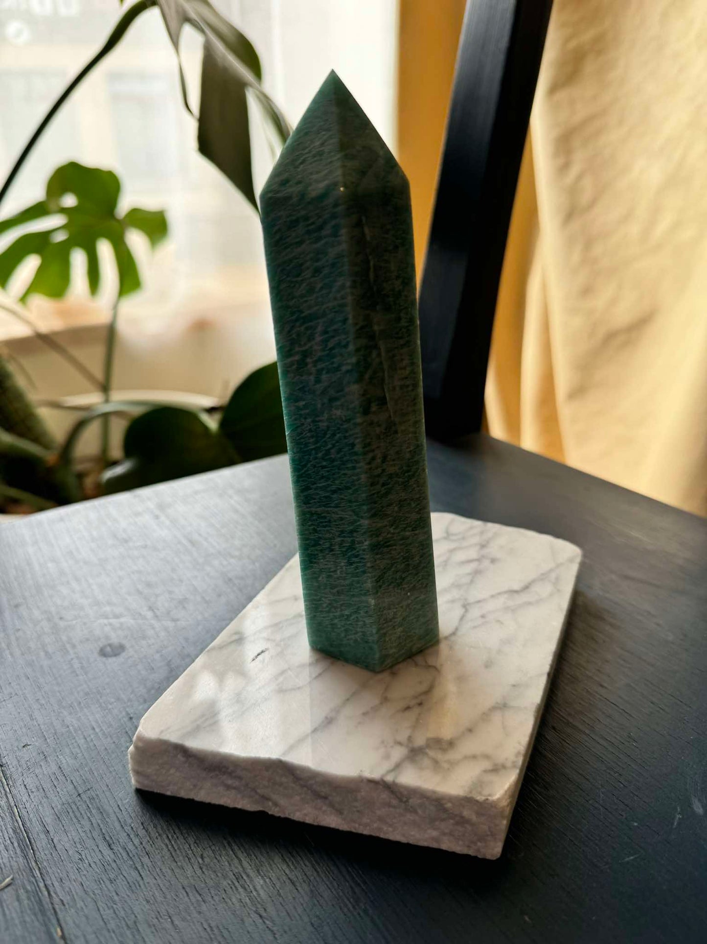 Amazonīta tornis (457 g)