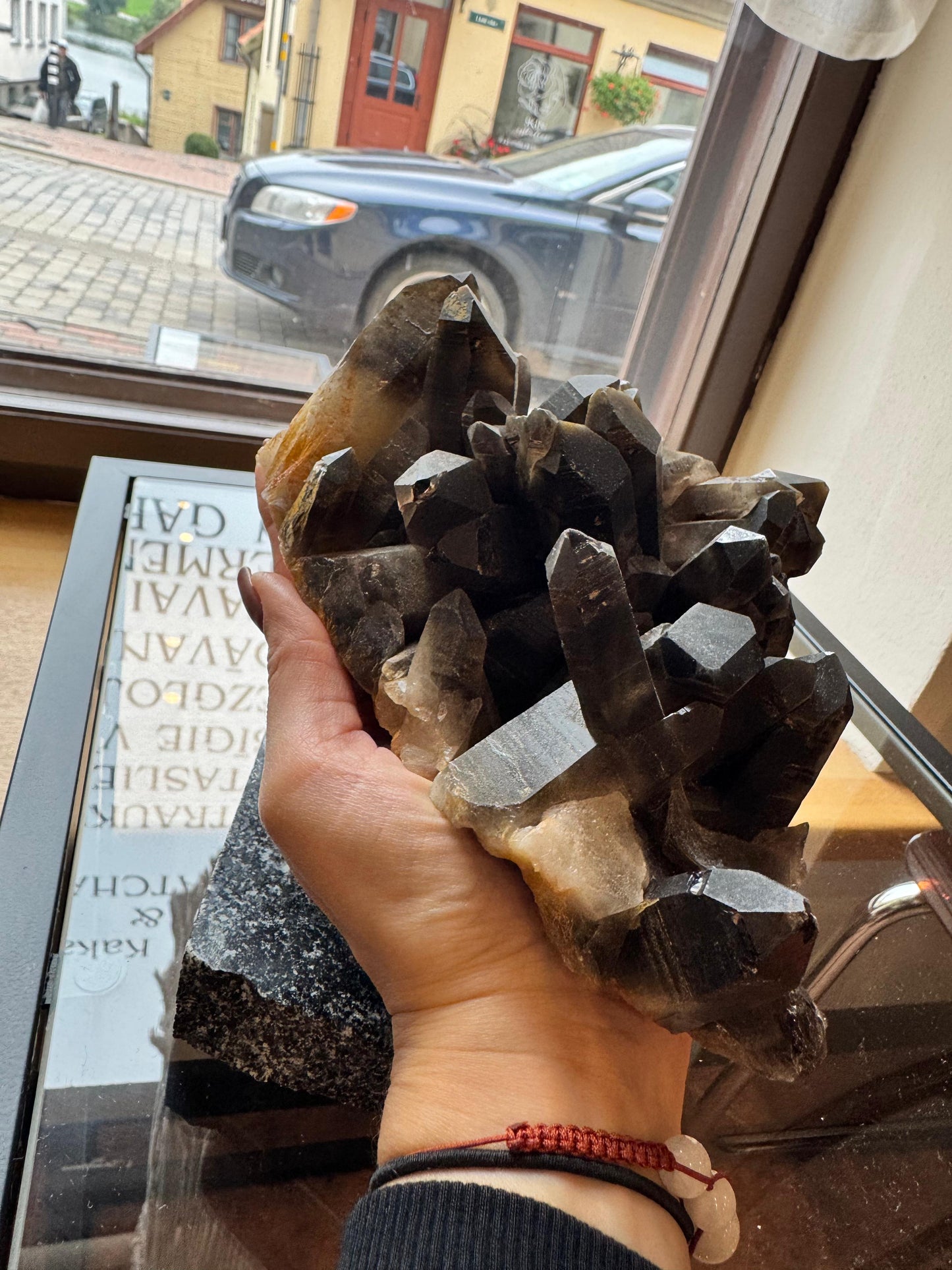 Dūmu kvarca drūza (1.467kg)
