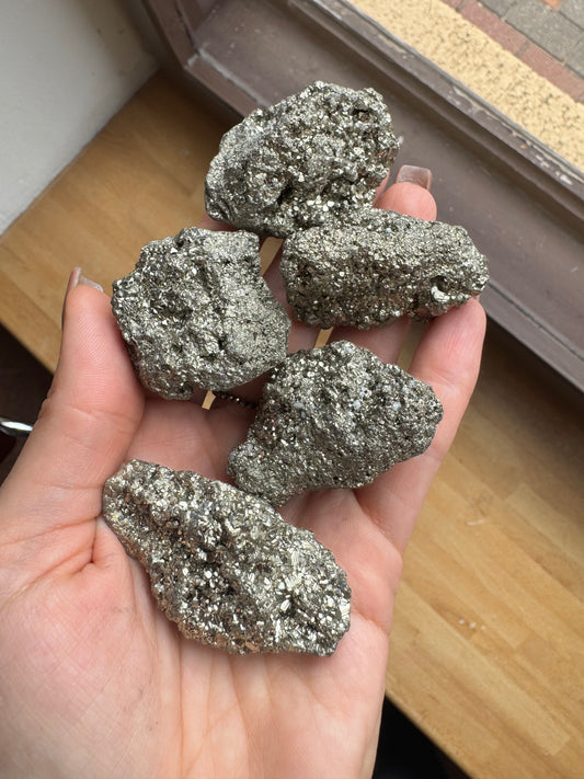 Pirīta lauskas ( 55-70g)