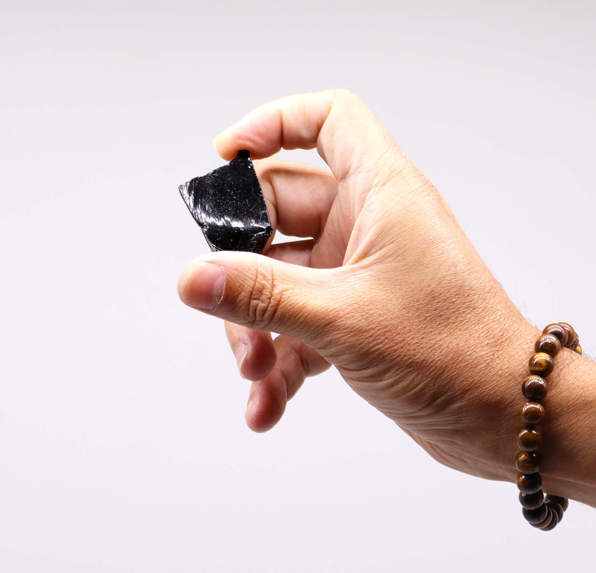 Dabīgā obsidiāna lauskas – Spēcīgas aizsardzības un iekšējā spēka akmens