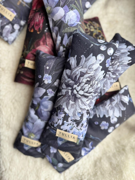 Meditācijas un miega spilventiņš ar linsēklām — TULLIA x MANTRA