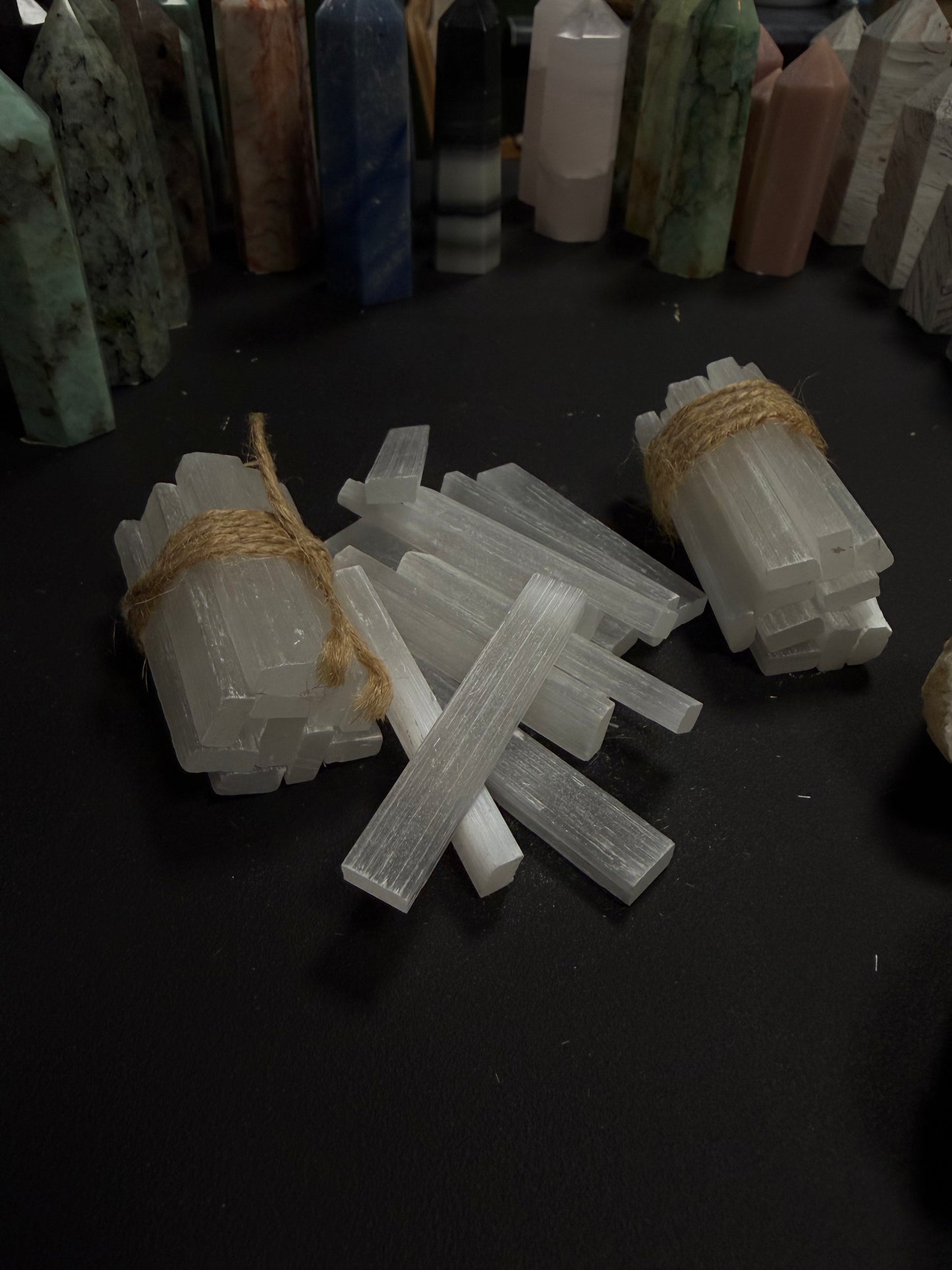 Selenīta stienīši